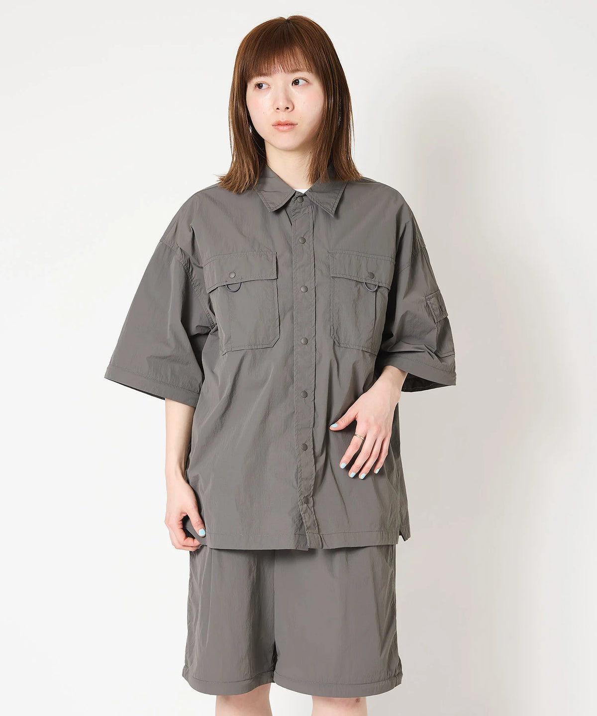 DETACHABLE TECH SHIRT