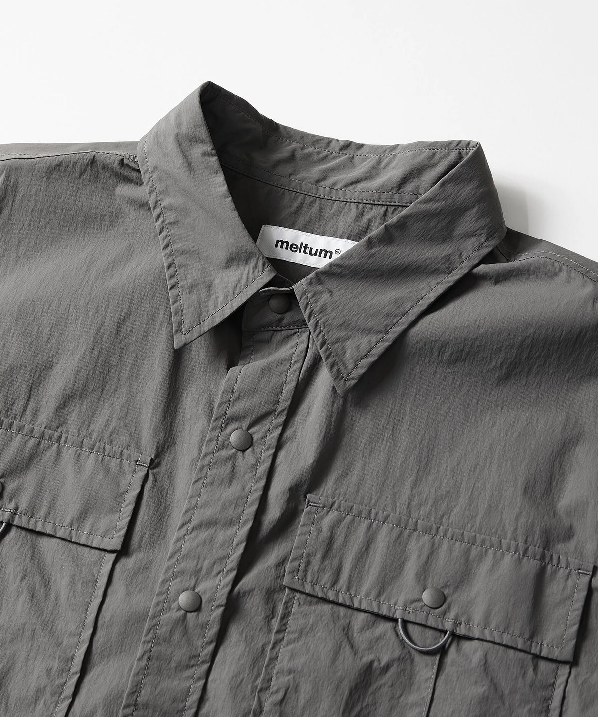 DETACHABLE TECH SHIRT