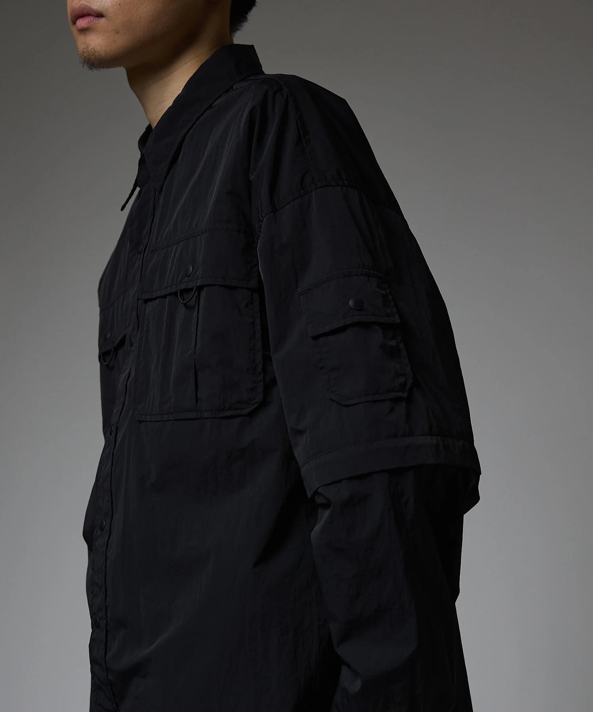 DETACHABLE TECH SHIRT