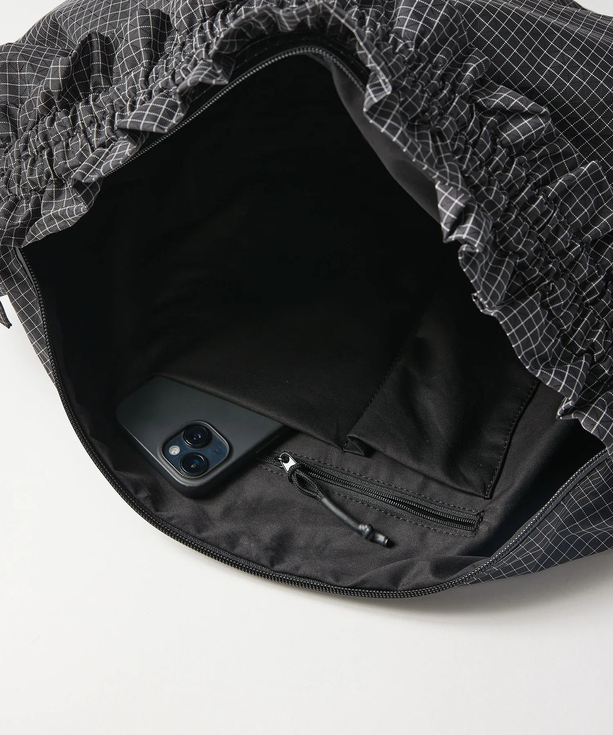 GATHER MESSENGER BAG