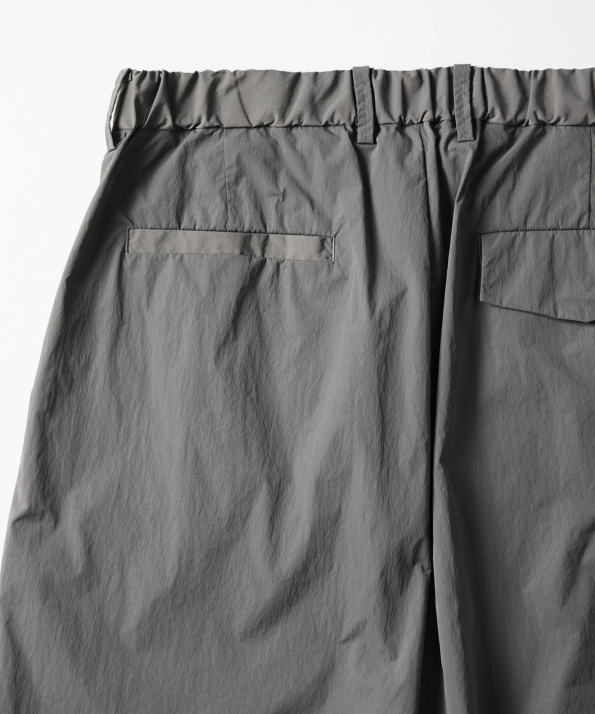 DETACHABLE TECH PANTS
