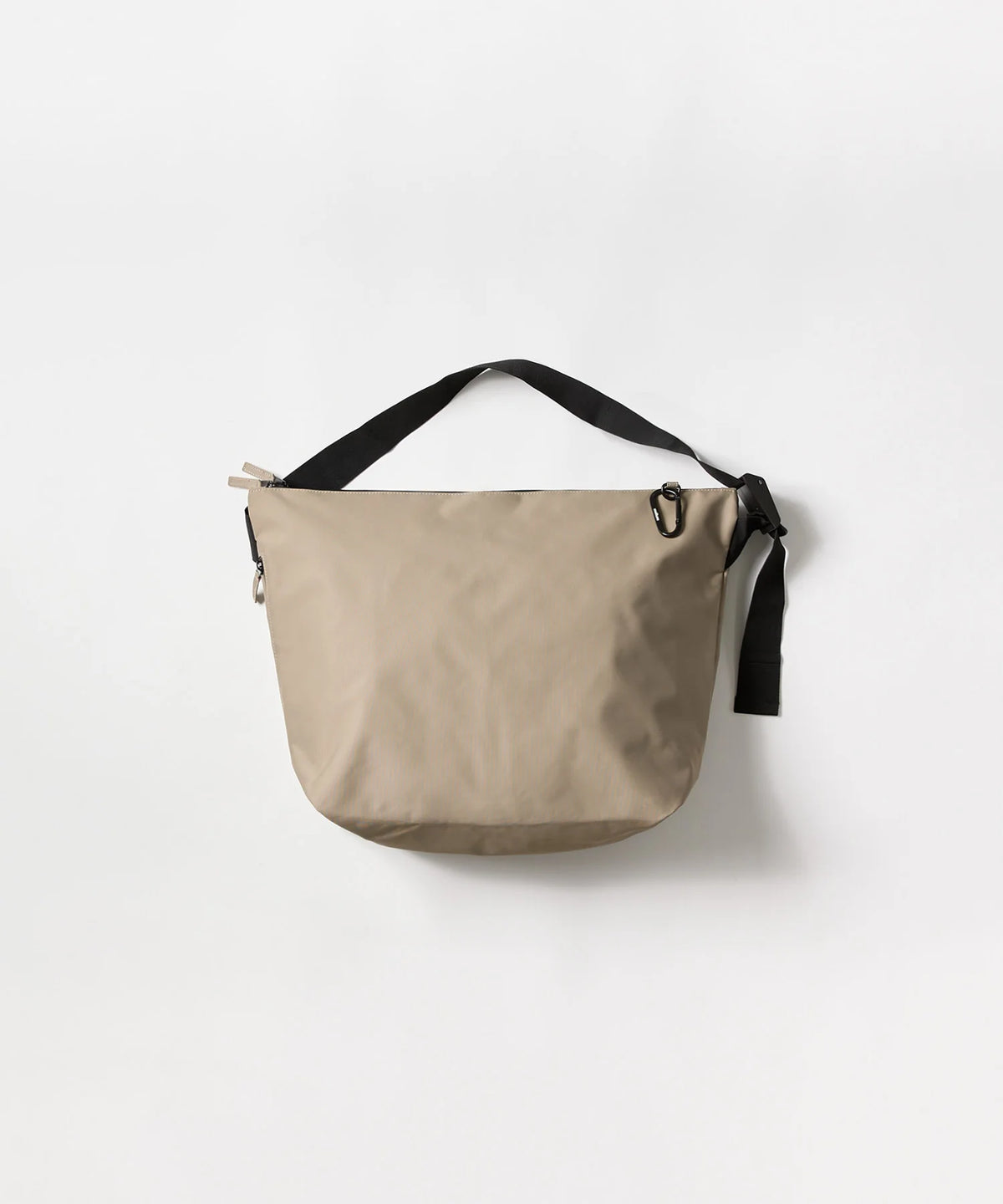 NYLON MESSENGER BAG meltum メルタム