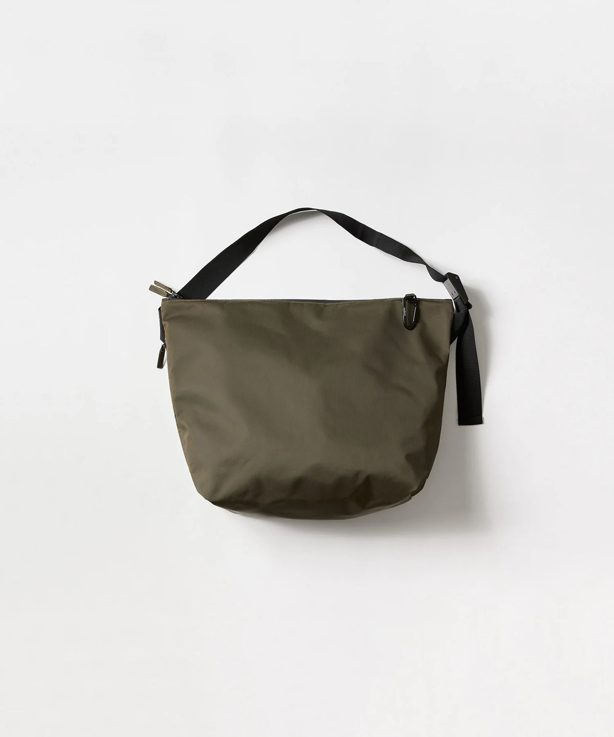 【最終価格・未使用品】meltum メッセンジャーバック（KHAKI GREY） NYLON MESSENGER BAG meltum メルタム
