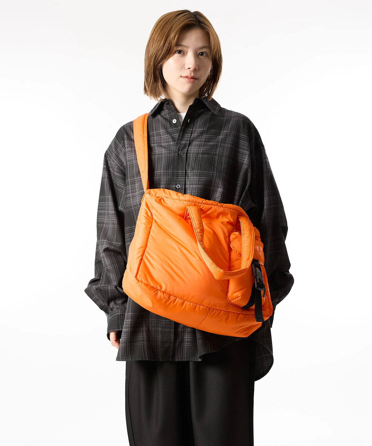 PADDING SHOULDER BAG