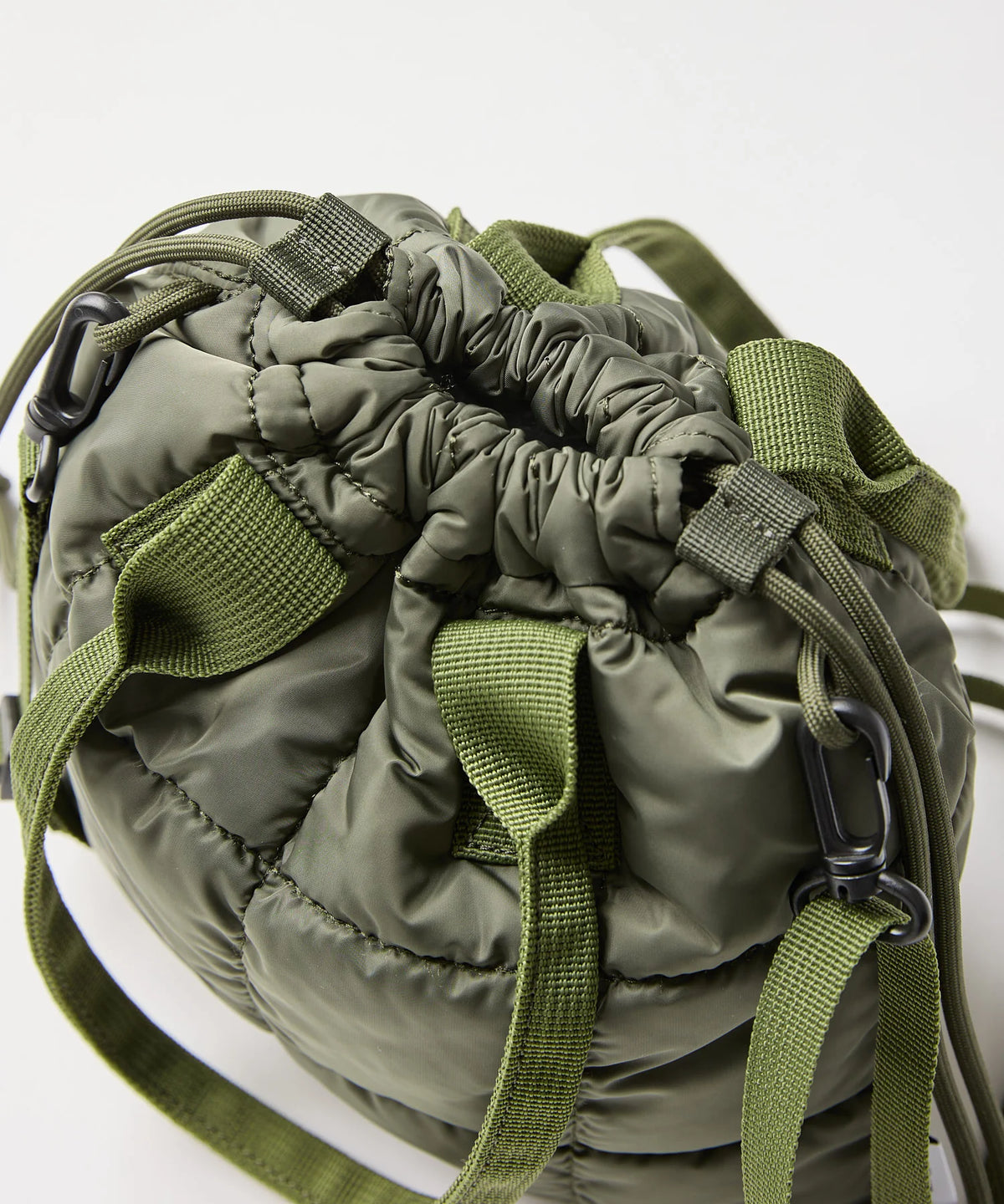 QUILT SHOULDER POUCH