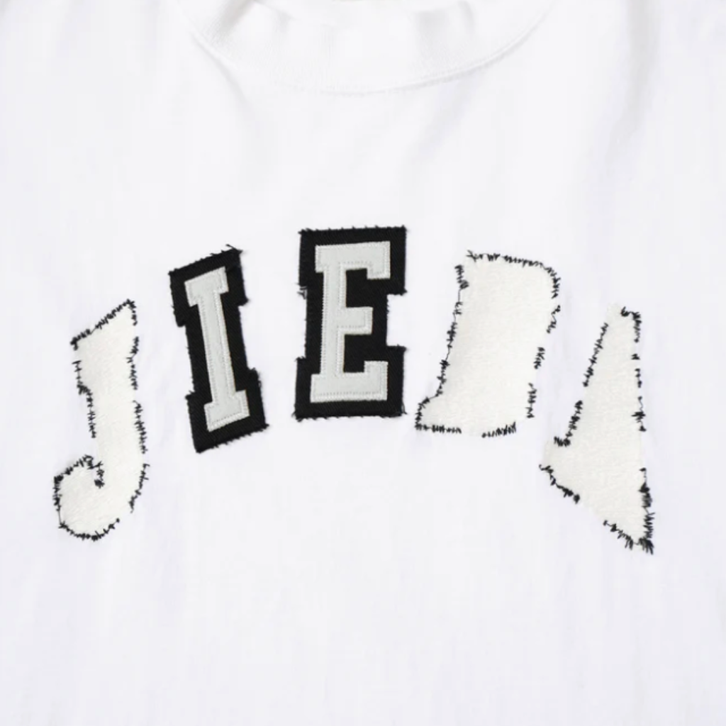 PATCH TEE (WHITE)