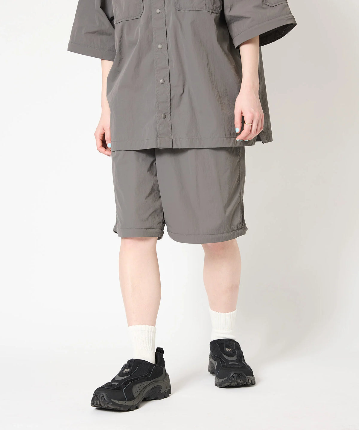 DETACHABLE TECH PANTS