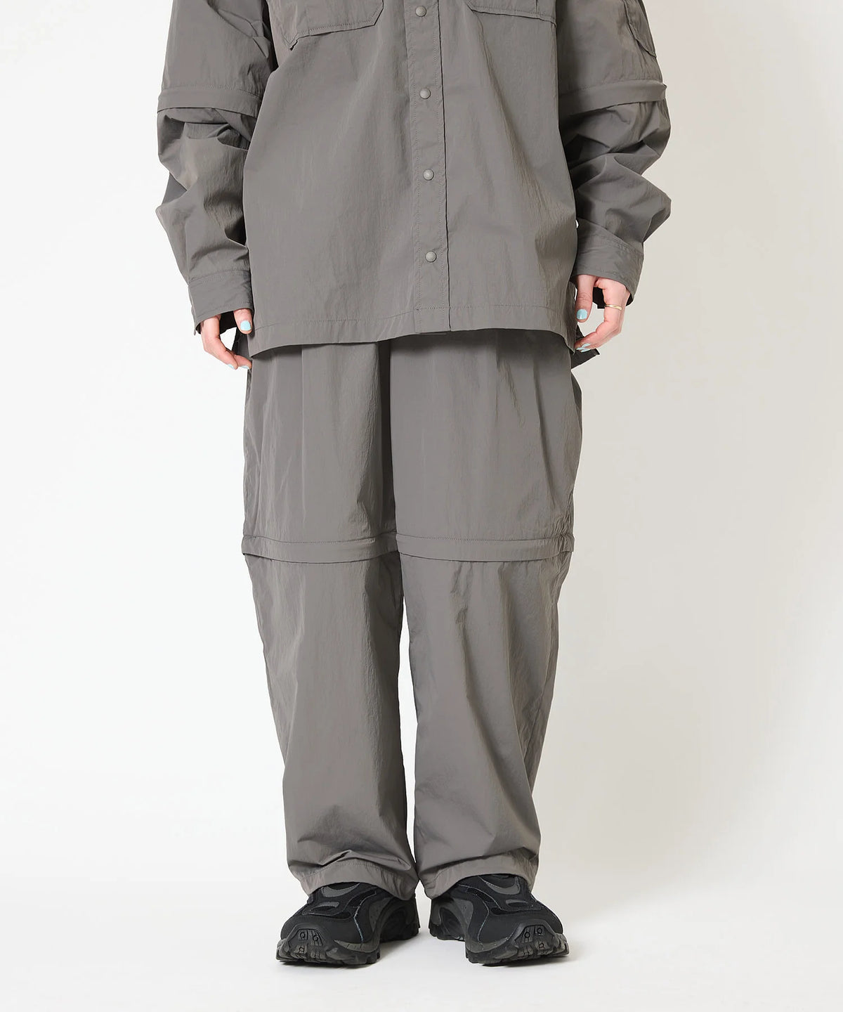 DETACHABLE TECH PANTS