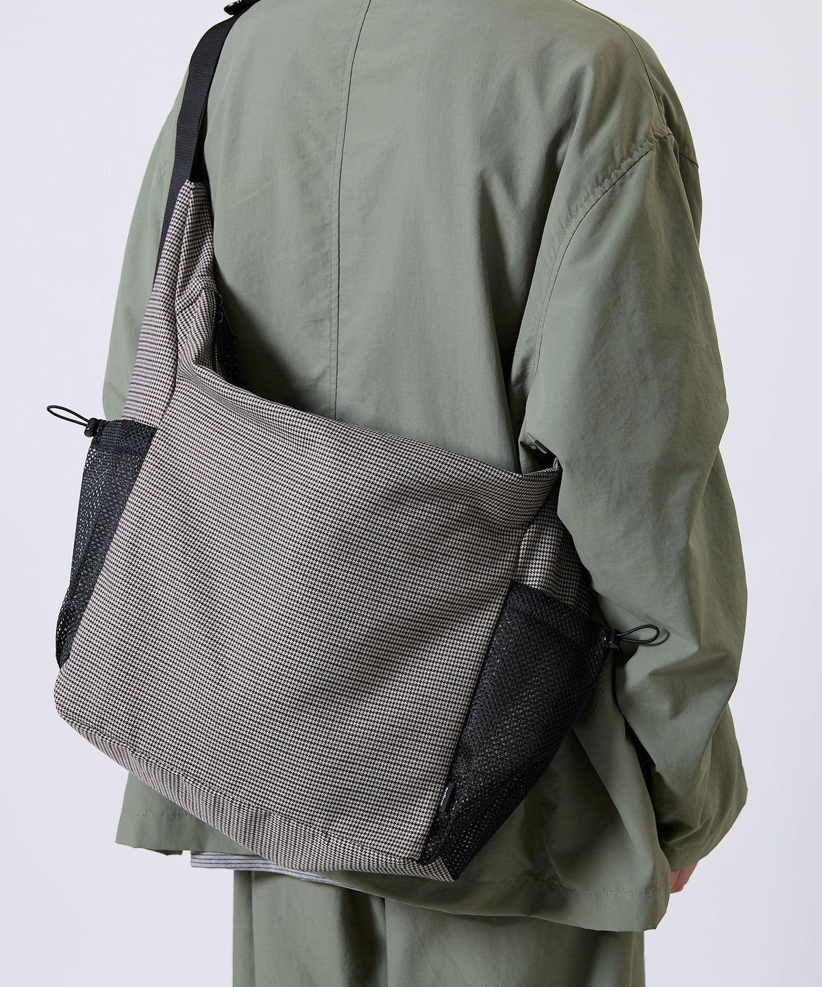DAILY SHOULDER CK