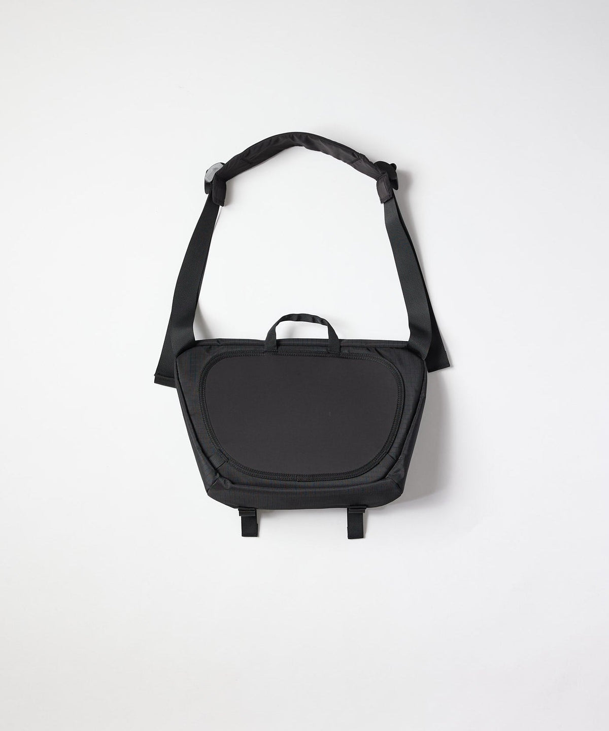 COMPACT MESSENGER BAG
