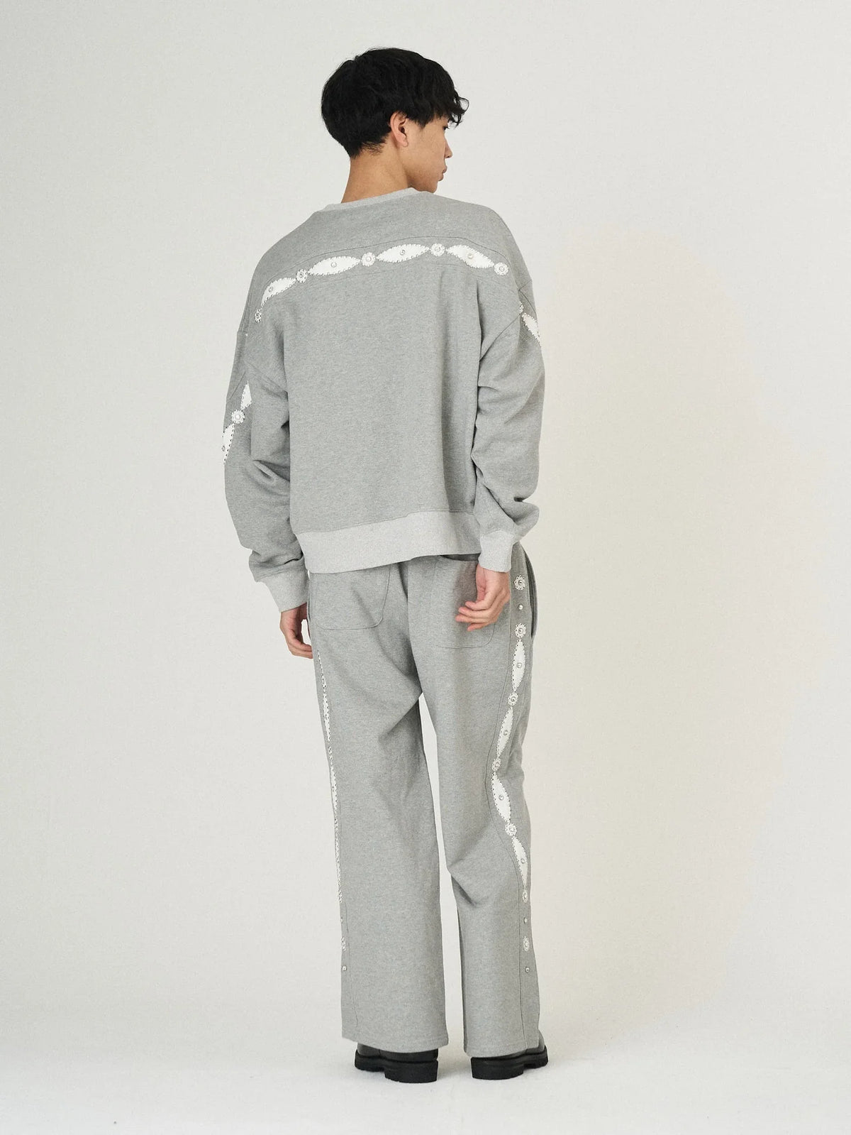 STUD'S PULLOVER
