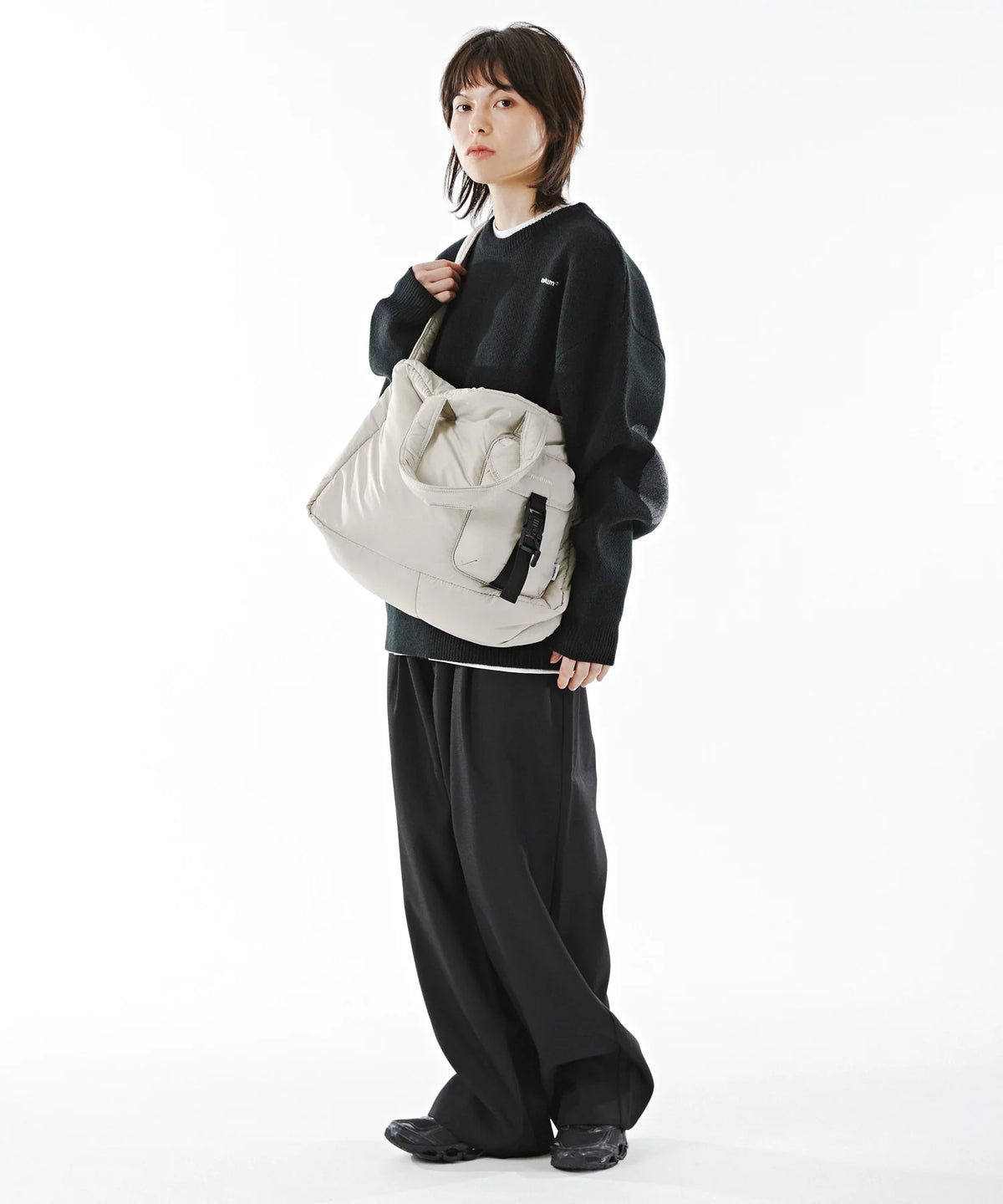 PADDING SHOULDER BAG