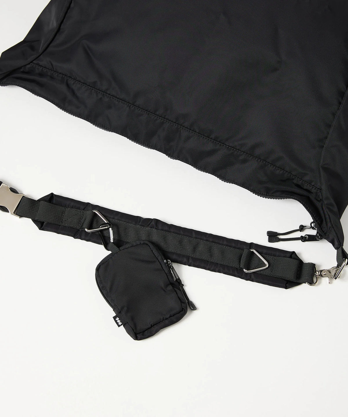POUCH SHOULDER BAG