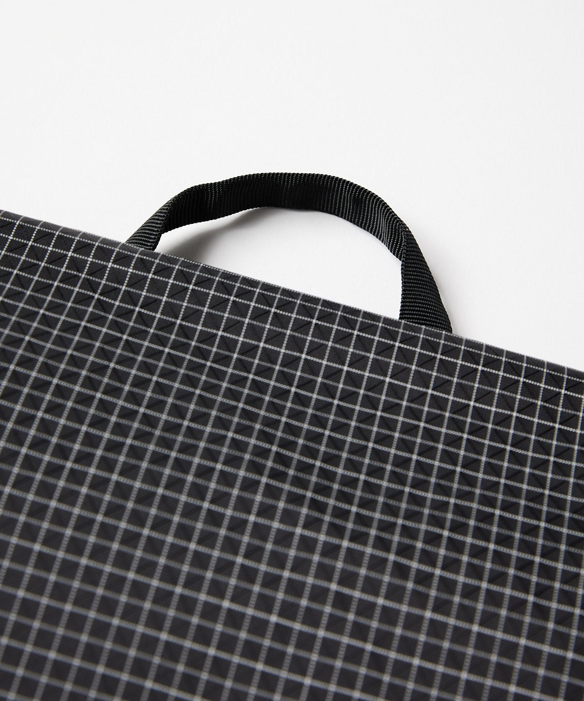 COMPACT MESSENGER BAG