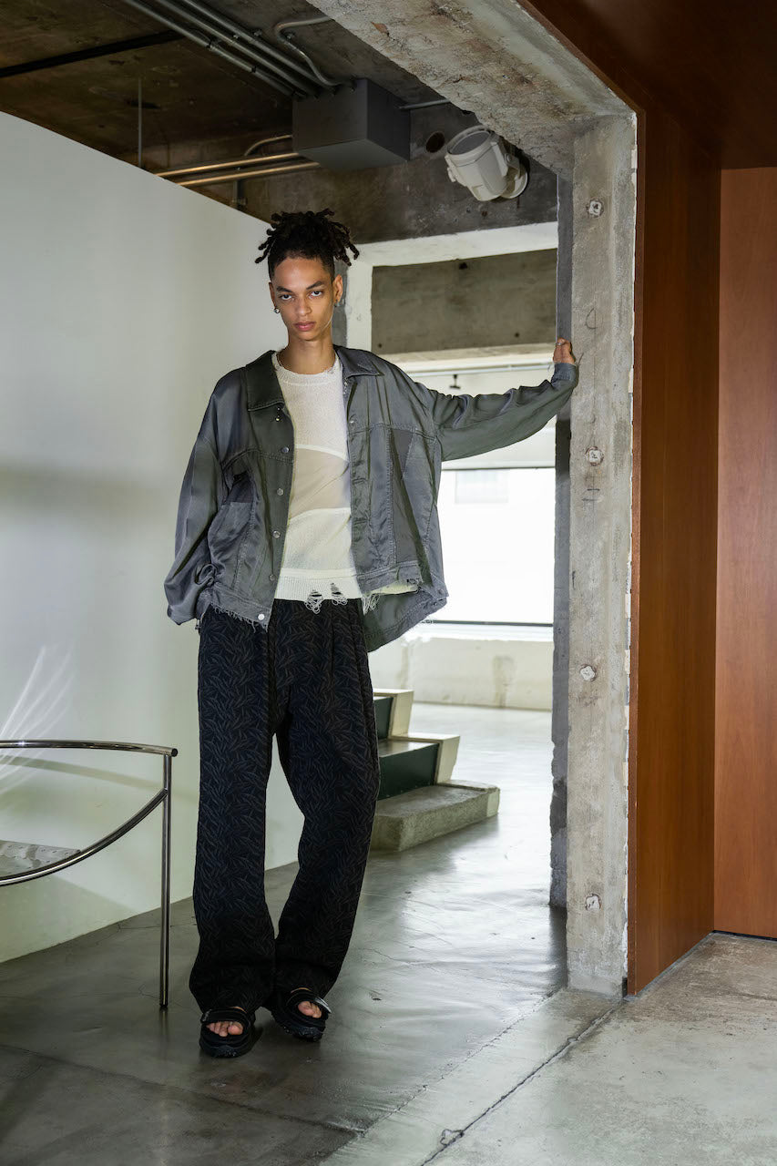 Original fabric 3-tucked easy trousers (BLACK)