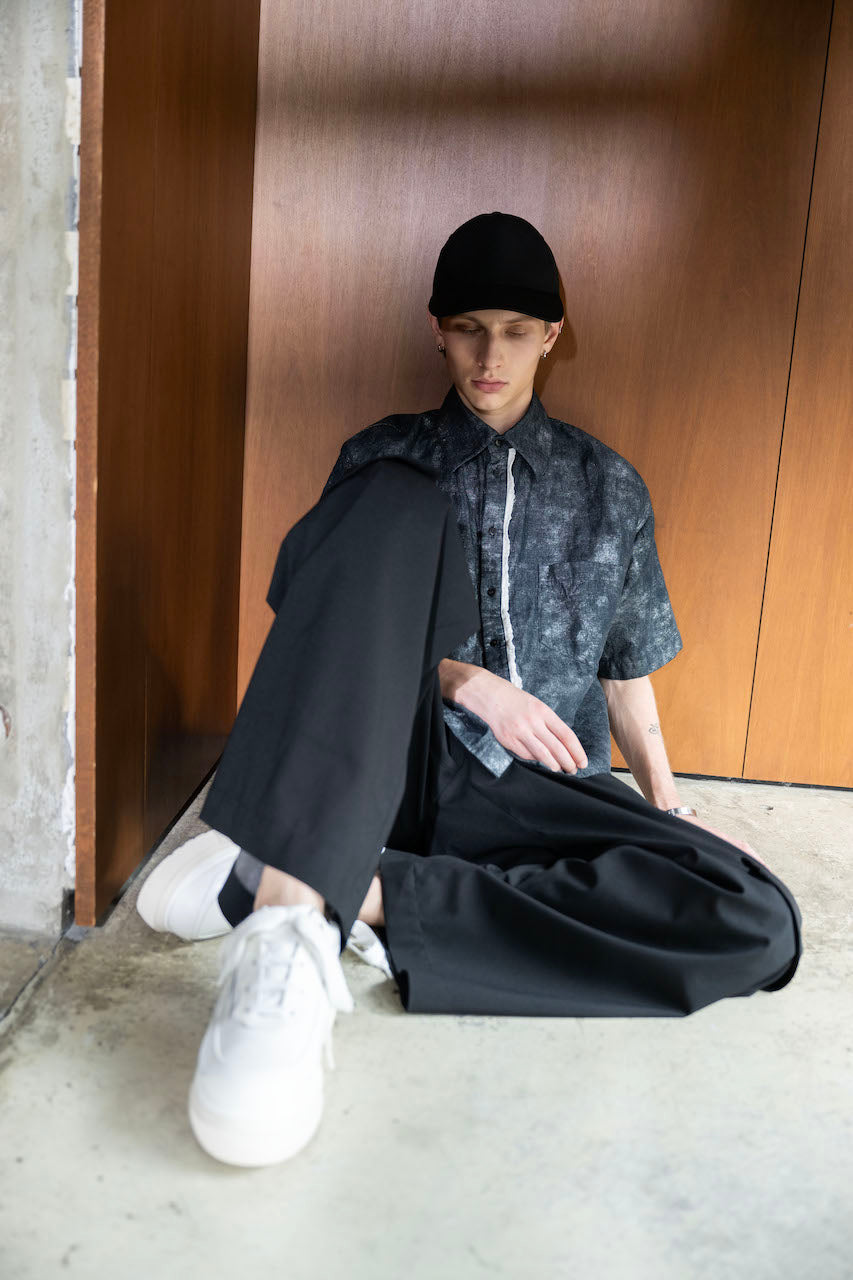Thin-Flap Baggy Trousers(BLACK)