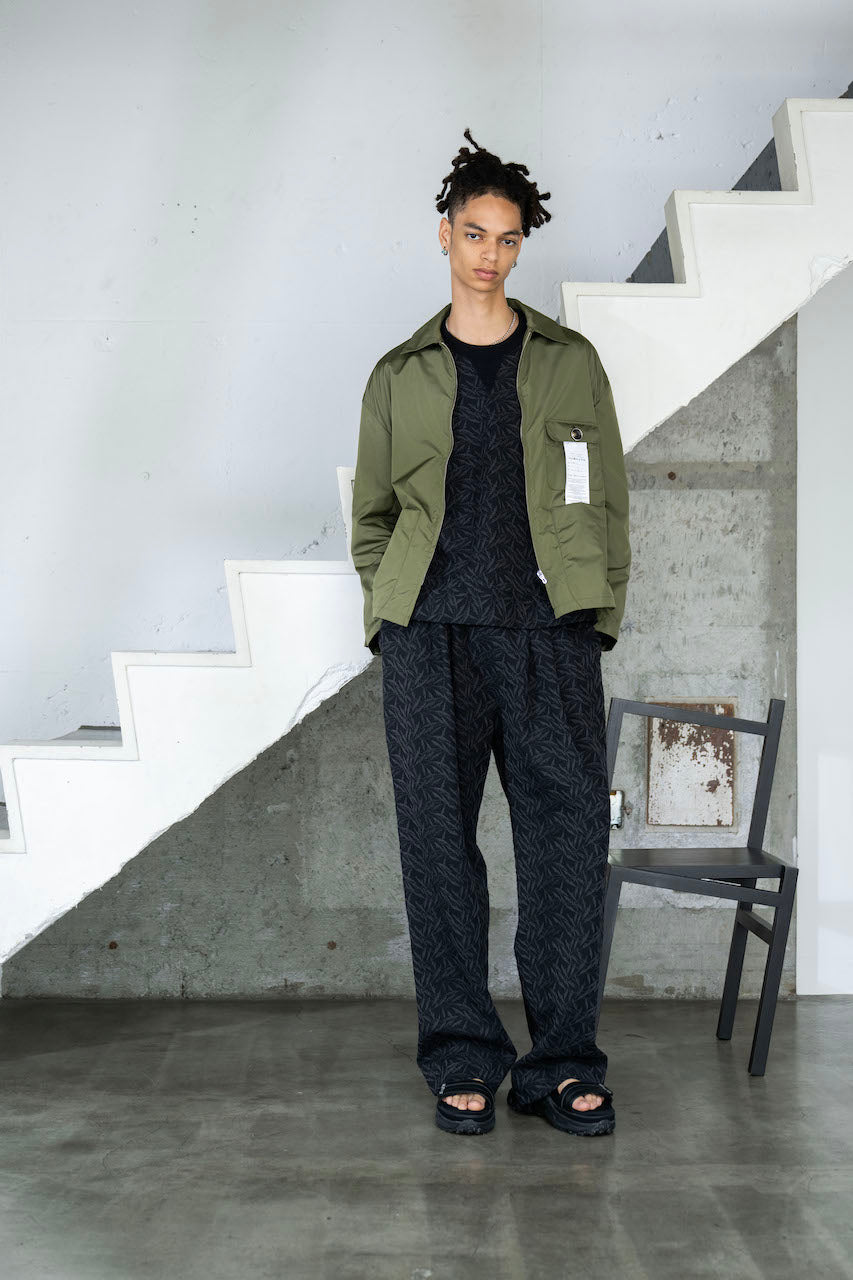 Original fabric 3-tucked easy trousers (BLACK)